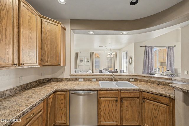 10655 N 9TH Street 205, Phoenix, AZ 85020