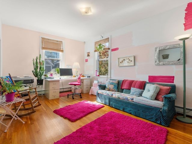 247 Chestnut St 2, Cambridge, MA 02139