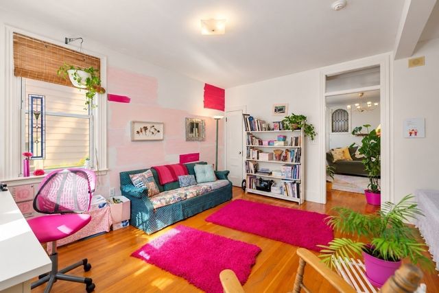 247 Chestnut St 2, Cambridge, MA 02139