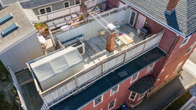 247 Chestnut St 2, Cambridge, MA 02139