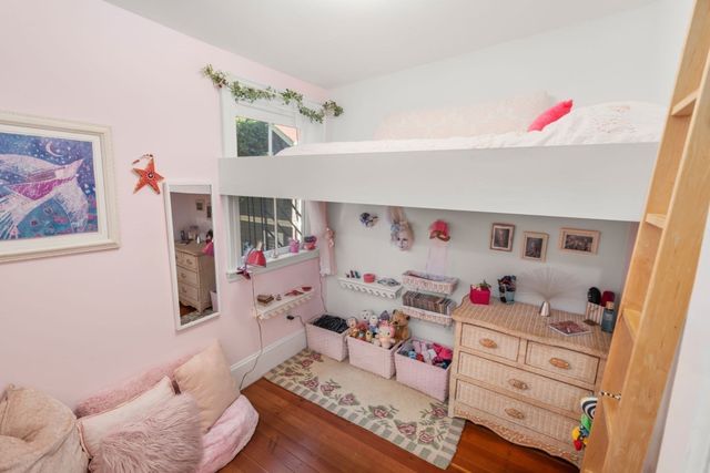247 Chestnut St 2, Cambridge, MA 02139