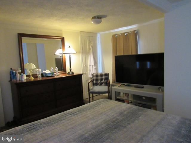 746 CHESTON AVE, Tullytown, PA 19007