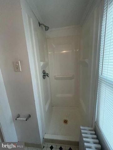 746 CHESTON AVE, Tullytown, PA 19007