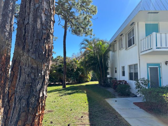 2929 SE Ocean Boulevard E 109-8, Stuart, FL 34996