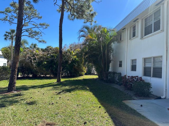 2929 SE Ocean Boulevard E 109-8, Stuart, FL 34996