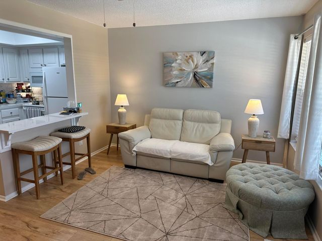 2929 SE Ocean Boulevard E 109-8, Stuart, FL 34996