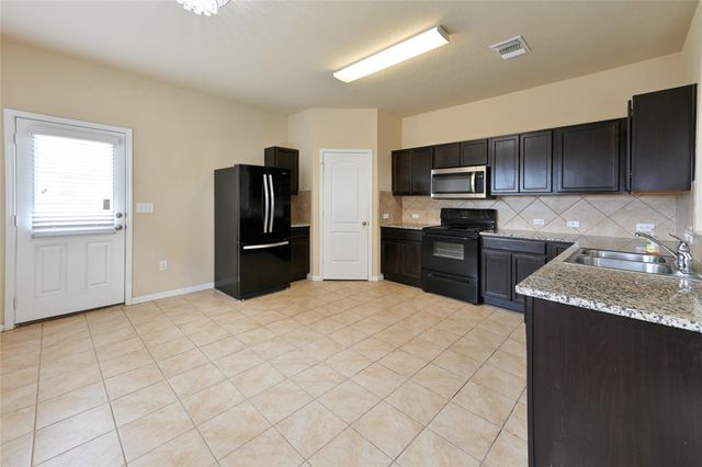 613 Pinnacle DR, Georgetown, TX 78626