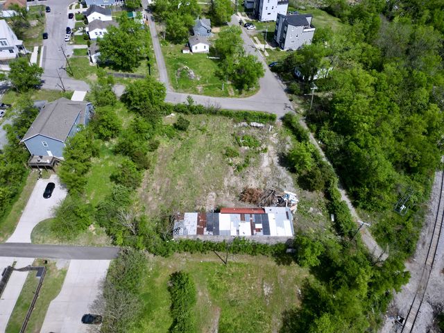 2305 Booker St, Nashville, TN 37208