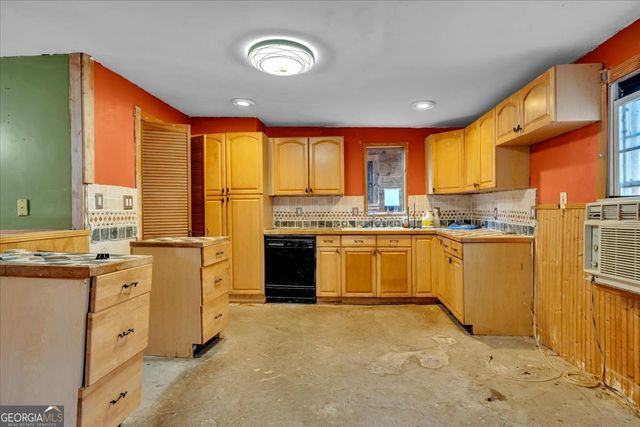 336 Means Road, Barnesville, GA 30204