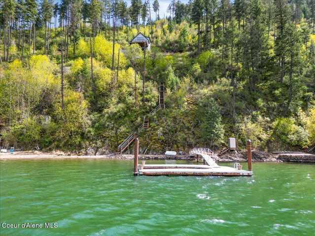 7809 E Bridger TRL, Harrison, ID 83833