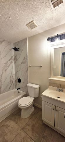 423 Capehill Drive, Houston, TX 77598