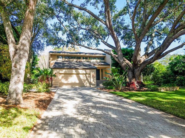 1351 WILLOW BROOK DRIVE, Palm Harbor, FL 34683