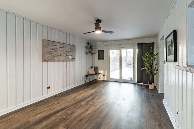 412 Northgate Road, Lindenhurst, IL 60046