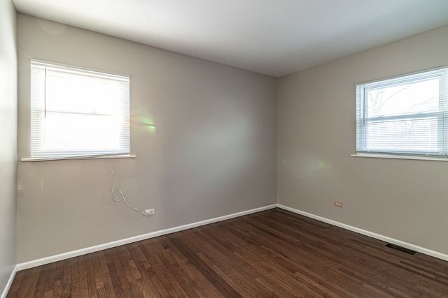 412 Northgate Road, Lindenhurst, IL 60046