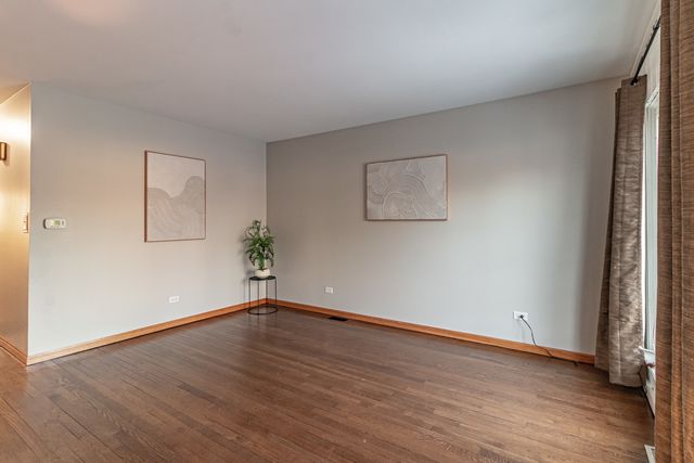 412 Northgate Road, Lindenhurst, IL 60046