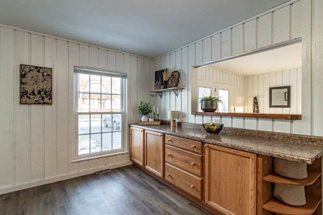 412 Northgate Road, Lindenhurst, IL 60046