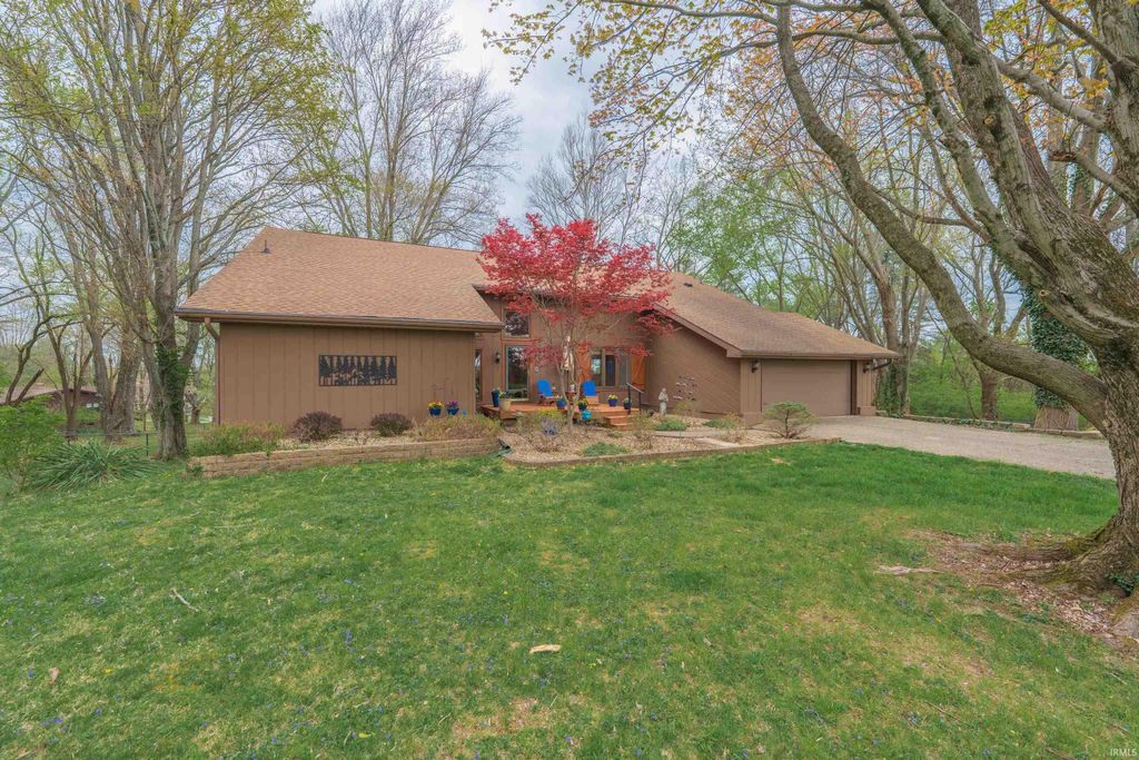 2150 W Ellsworth Road, Bloomington, IN 47404
