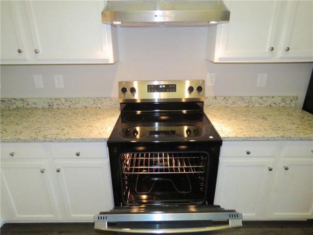 6399 Redan Square, Lithonia, GA 30058