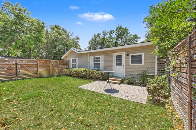 1940 Orangeburg Street, North Charleston, SC 29405