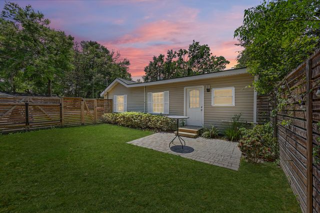 1940 Orangeburg Street, North Charleston, SC 29405