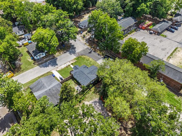 1940 Orangeburg Street, North Charleston, SC 29405