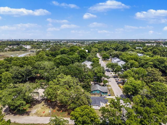 1940 Orangeburg Street, North Charleston, SC 29405