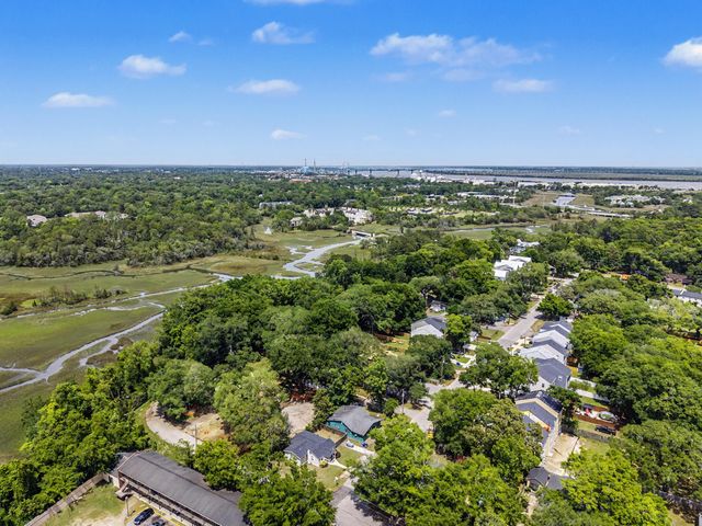 1940 Orangeburg Street, North Charleston, SC 29405