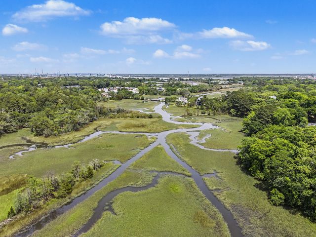 1940 Orangeburg Street, North Charleston, SC 29405