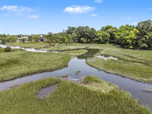 1940 Orangeburg Street, North Charleston, SC 29405