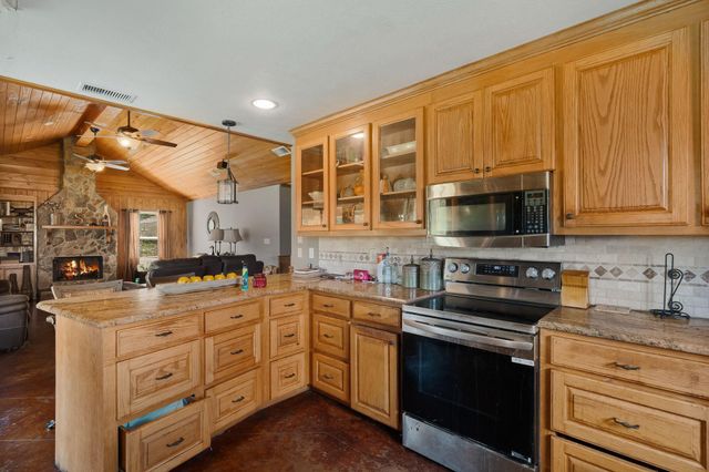 488 Rawls Springs Loop Rd., Hattiesburg, MS 39402