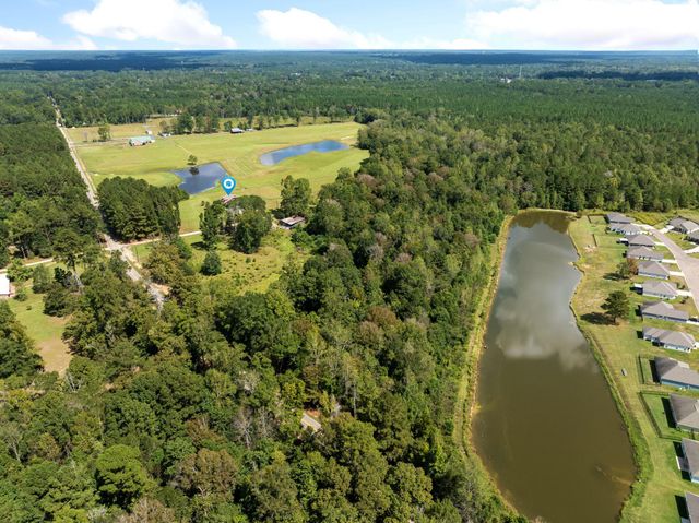 488 Rawls Springs Loop Rd., Hattiesburg, MS 39402