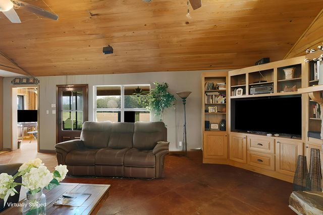 488 Rawls Springs Loop Rd., Hattiesburg, MS 39402