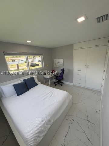 19705 NE 11th Ct 19705, Miami, FL 33179