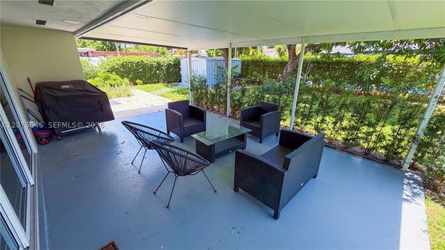 19705 NE 11th Ct 19705, Miami, FL 33179
