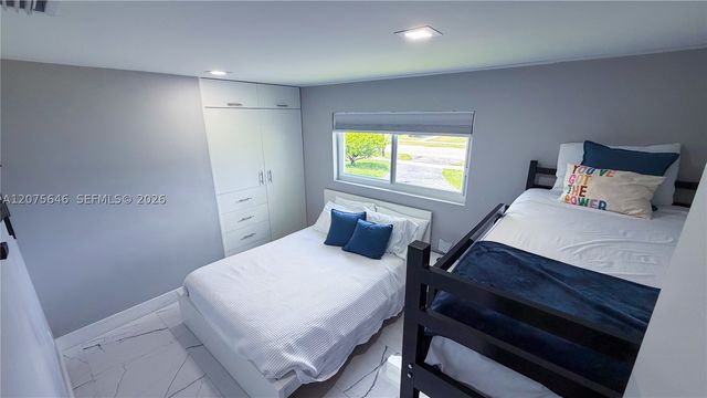 19705 NE 11th Ct 19705, Miami, FL 33179