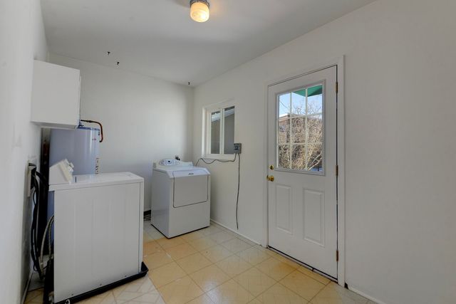 1511 Rita Drive NE, Albuquerque, NM 87106