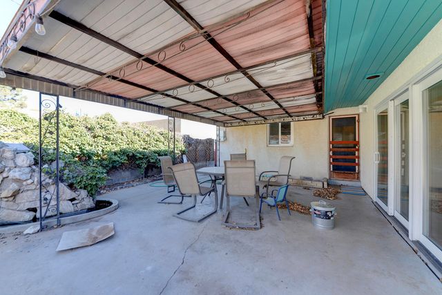 1511 Rita Drive NE, Albuquerque, NM 87106