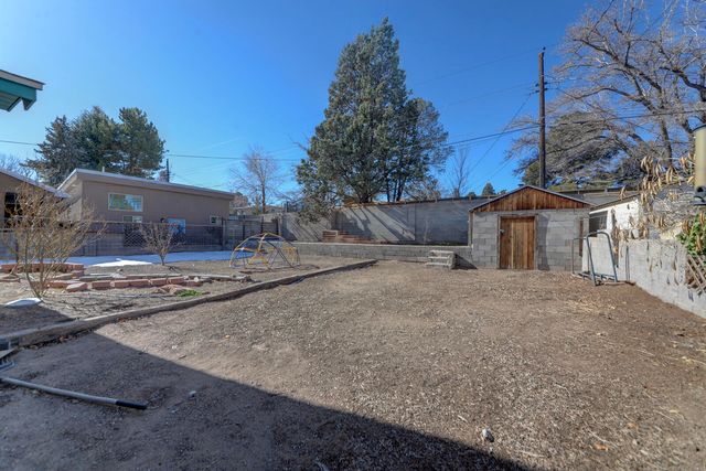 1511 Rita Drive NE, Albuquerque, NM 87106