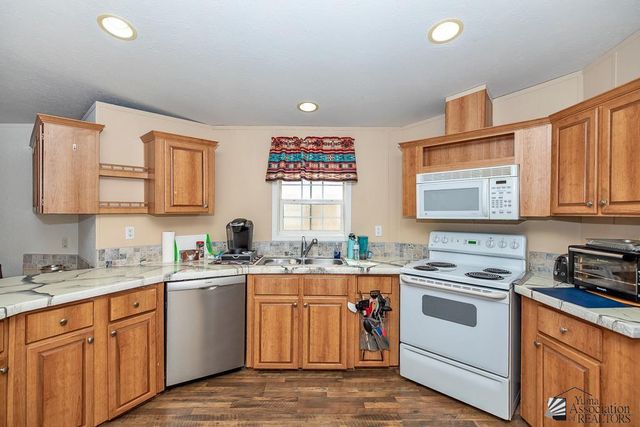 10154 S Summer Ave, Yuma, AZ 85365