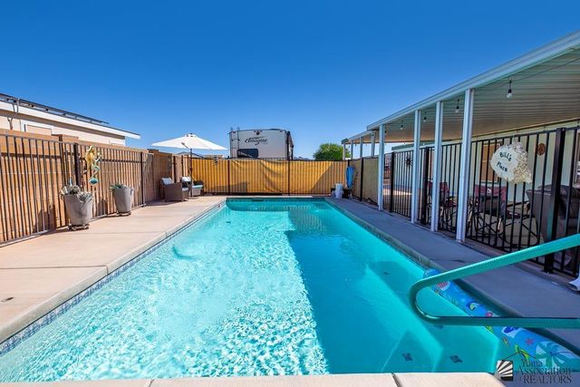 10154 S Summer Ave, Yuma, AZ 85365