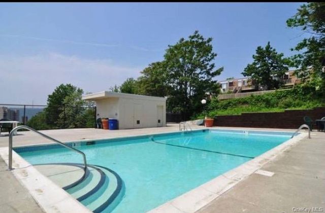 397 N Broadway 3A, Yonkers, NY 10701