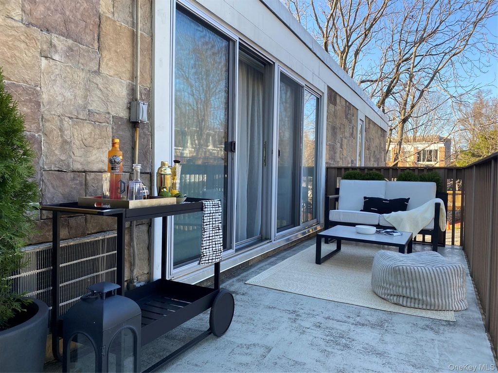 397 N Broadway 3A, Yonkers, NY 10701