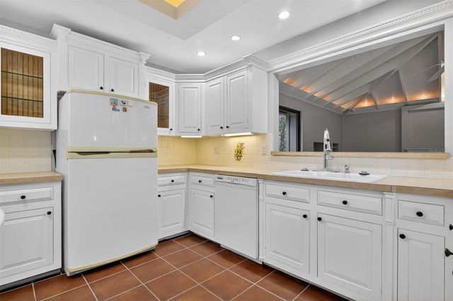 2504 BIRNAM WOODS WAY, Gainesville, FL 32605