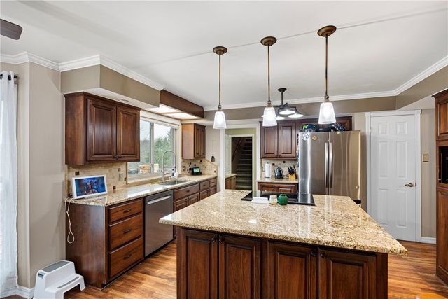 77 Sumac Cove, Russellville, AR 72802