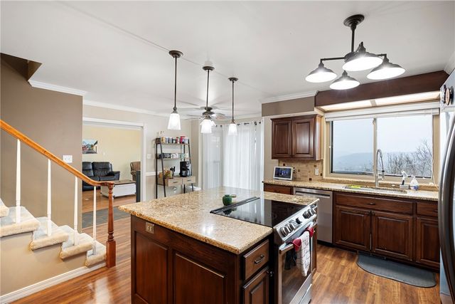 77 Sumac Cove, Russellville, AR 72802