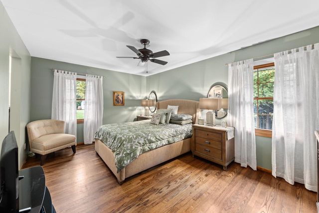 3320 N Knoll TERRACE, Wauwatosa, WI 53222