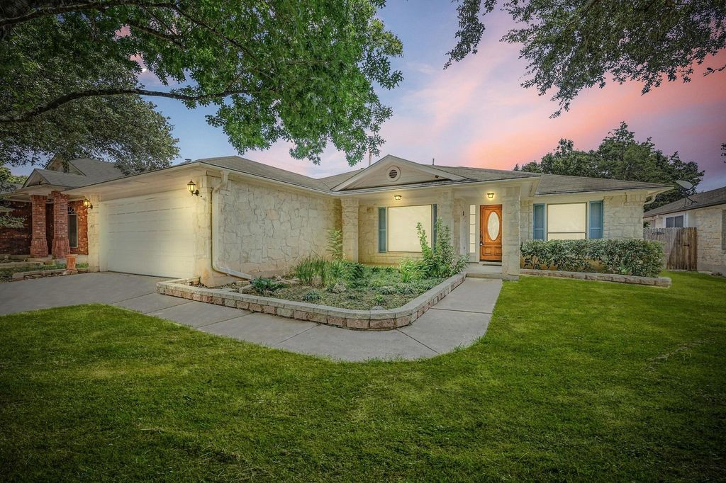 4624 Chesney Ridge DR, Austin, TX 78749