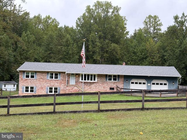 4331 ESTATE DR, Huntingtown, MD 20639