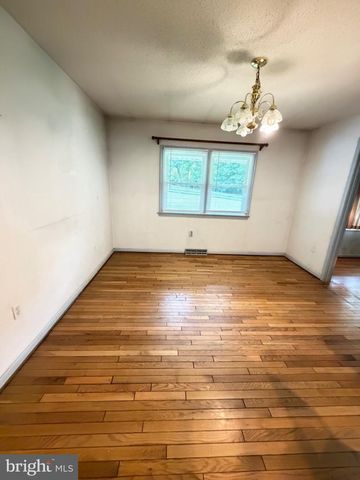 4331 ESTATE DR, Huntingtown, MD 20639