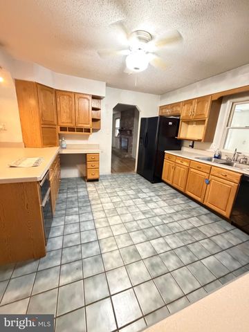 4331 ESTATE DR, Huntingtown, MD 20639